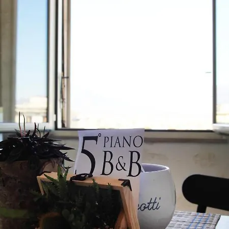 Bed & Breakfast 5° Piano Pompeï